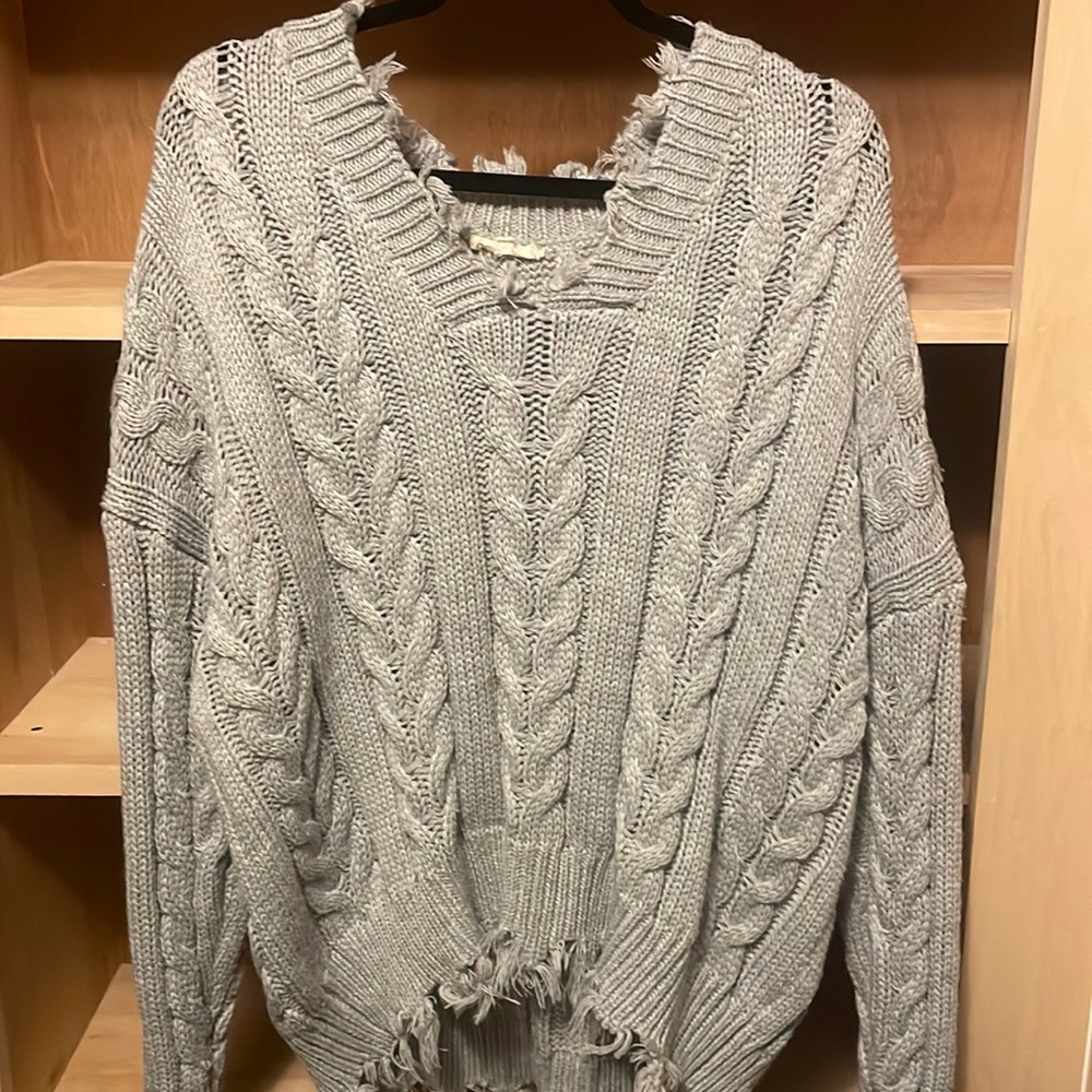 Entro Gray Sweater!